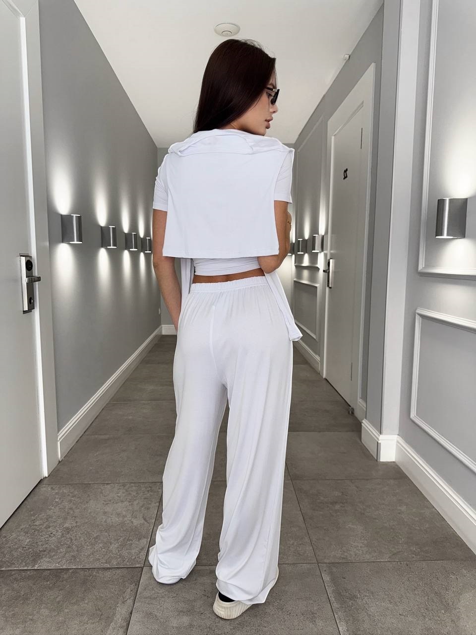 eb62246e-5bb9-11f0-8622-dee18ff4e8c0_1