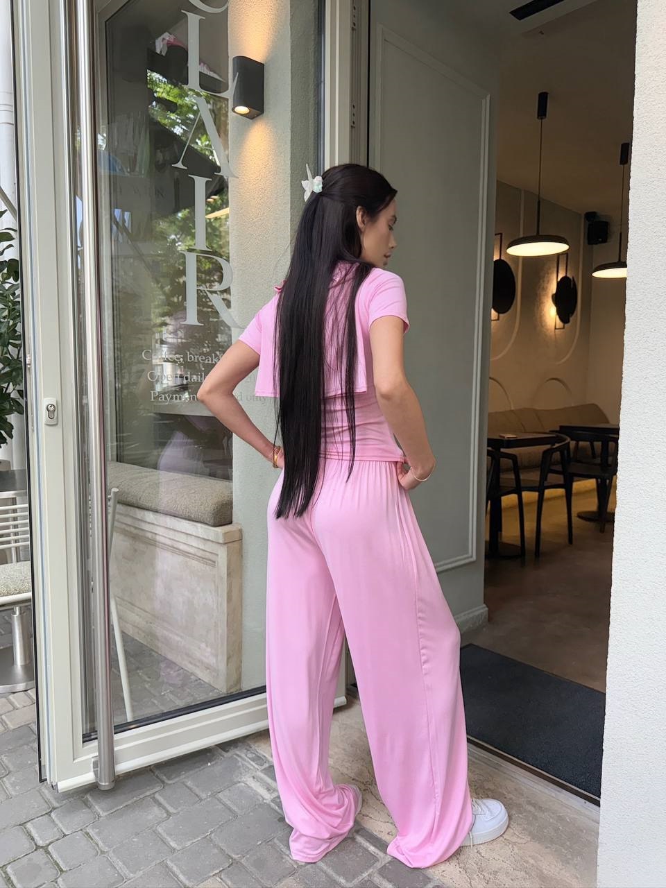 eb622487-5bb9-11f0-8622-dee18ff4e8c0_1