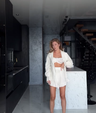 ec24bb64-53d5-11f0-8622-dee18ff4e8c0_3