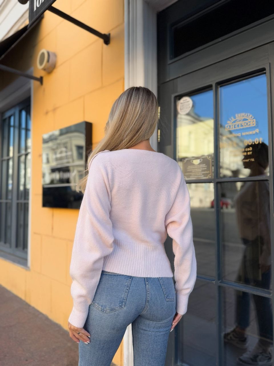 ed49e81c-41d0-11f0-8622-dee18ff4e8c0_1