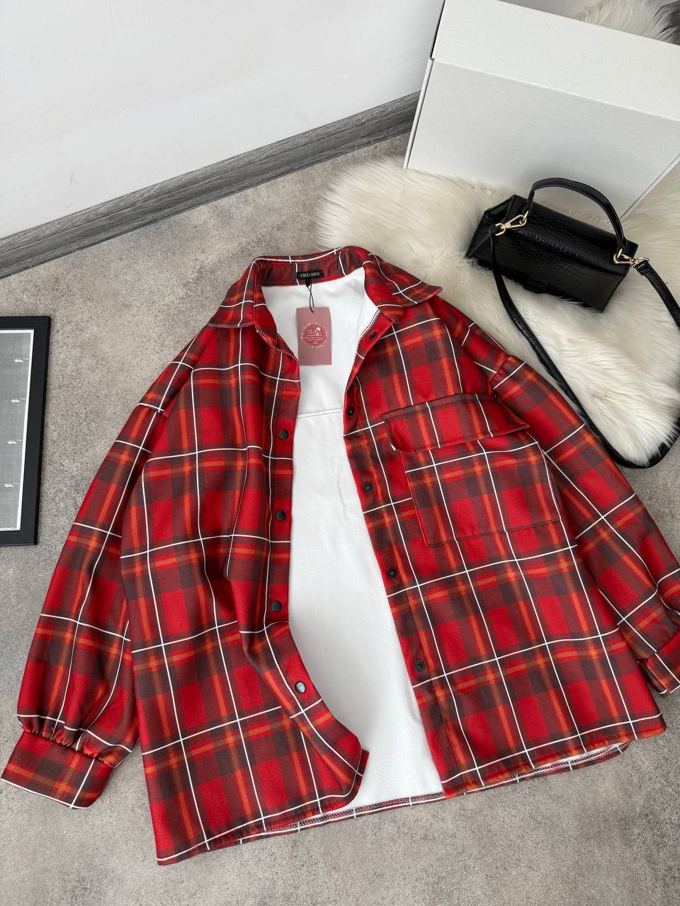 ee4c012b-0d3a-11f0-8621-dee18ff4e8c0_0