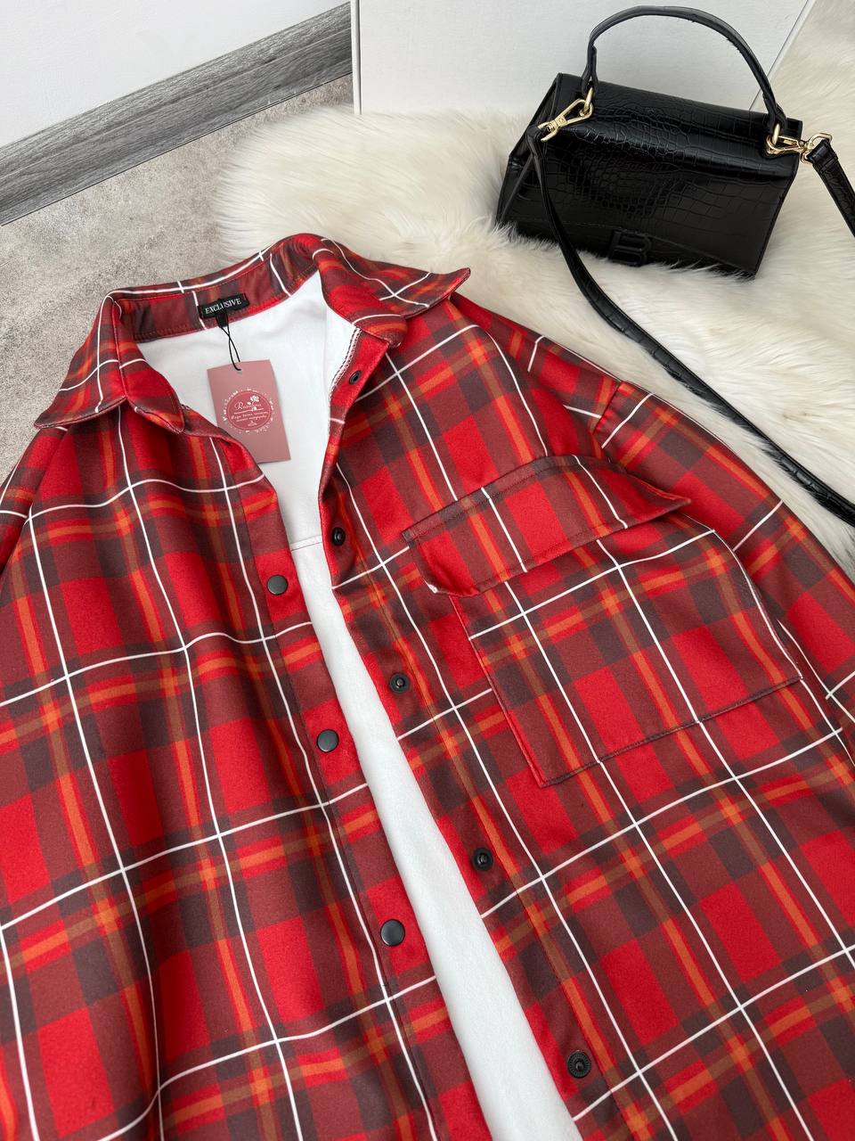 ee4c012b-0d3a-11f0-8621-dee18ff4e8c0_1