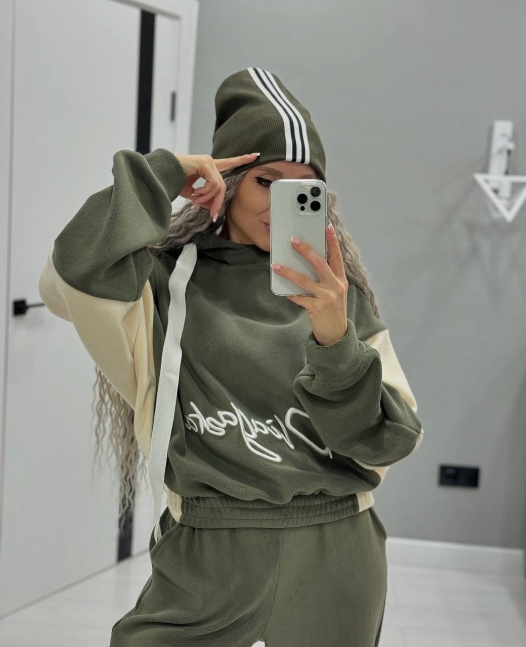 ee948ee9-95e8-11f0-8624-dee18ff4e8c0_1