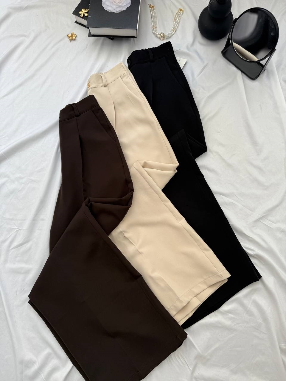 eef3a1f9-405b-11f0-8622-dee18ff4e8c0_1