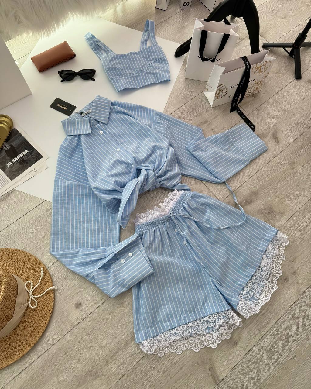 efc41cfd-3ee6-11f0-8622-dee18ff4e8c0_2