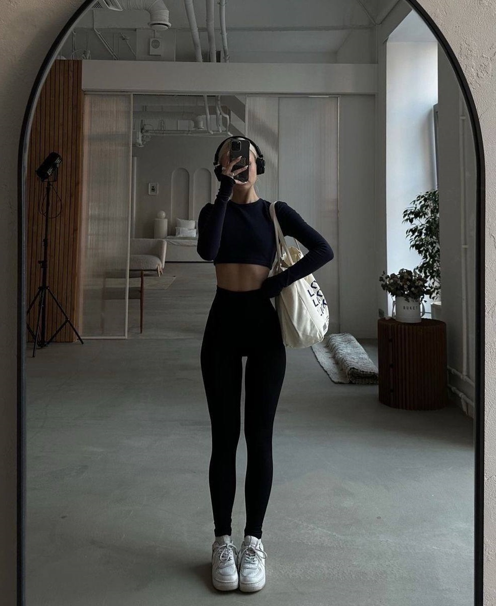 eff7c9eb-501c-11ef-861c-dee18ff4e8c0_0