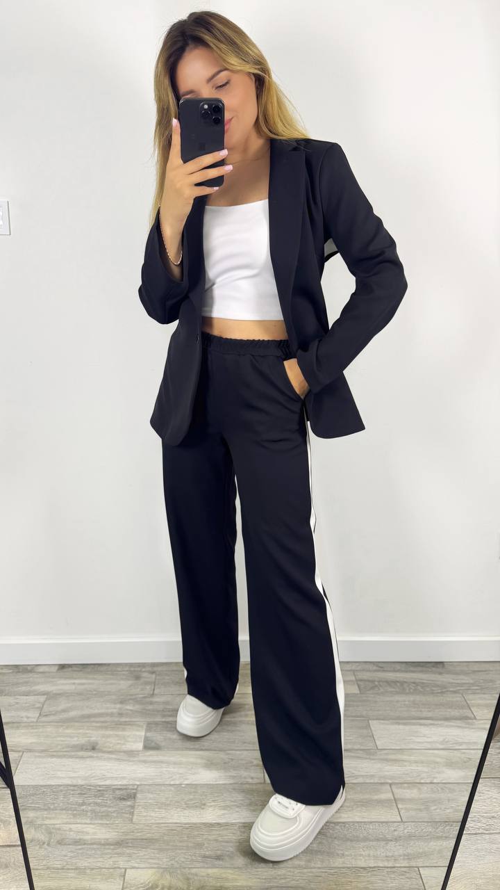 f050b49f-117b-11f0-8621-dee18ff4e8c0_2