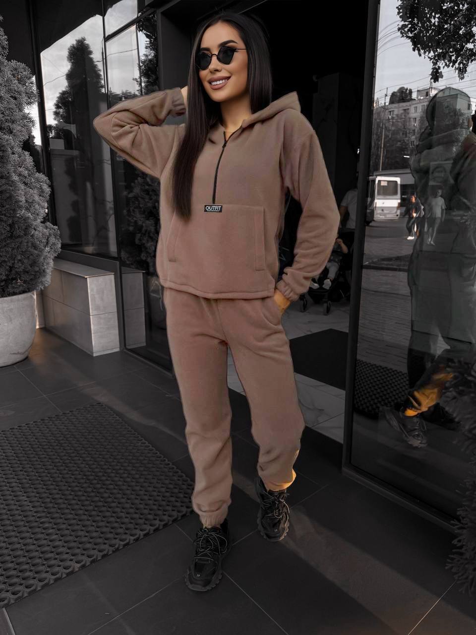 f10e06e4-933c-11f0-8624-dee18ff4e8c0_2