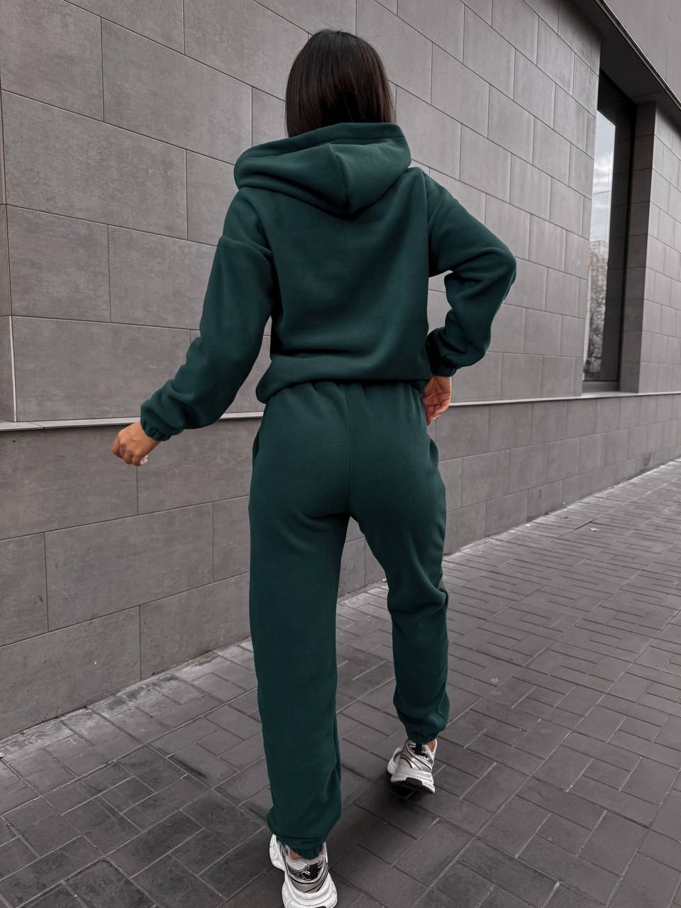 f10e06f6-933c-11f0-8624-dee18ff4e8c0_2