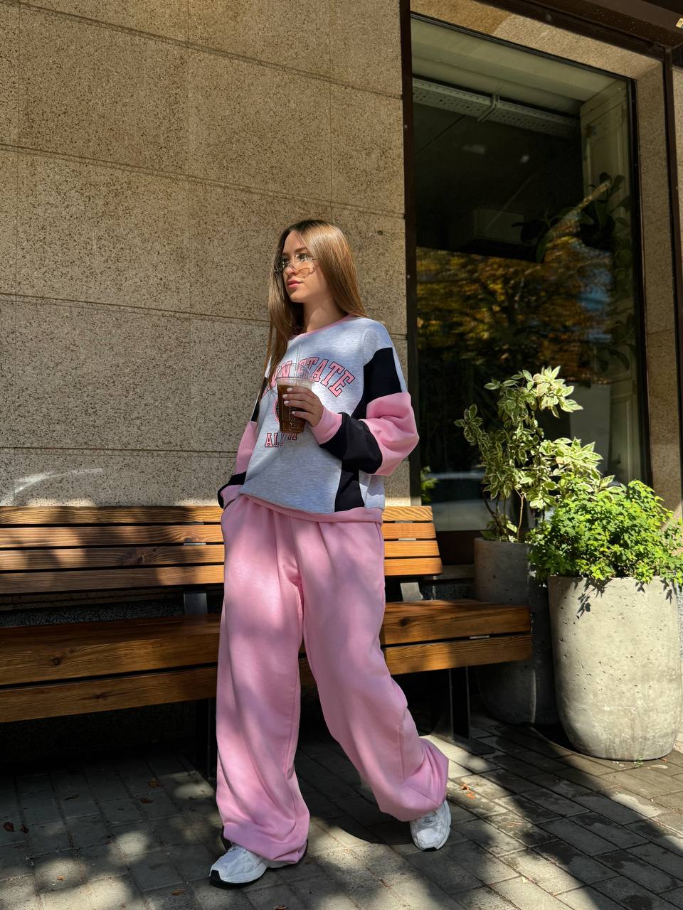 f1127de1-41c9-11f0-8622-dee18ff4e8c0_1