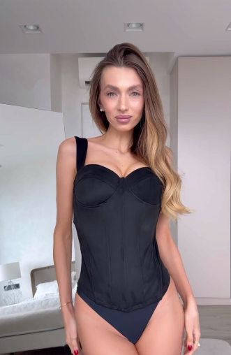 f221f684-49a8-11f0-8622-dee18ff4e8c0_1