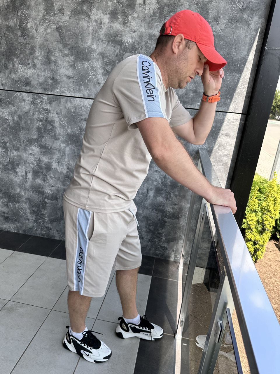 f221f6ad-49a8-11f0-8622-dee18ff4e8c0_3