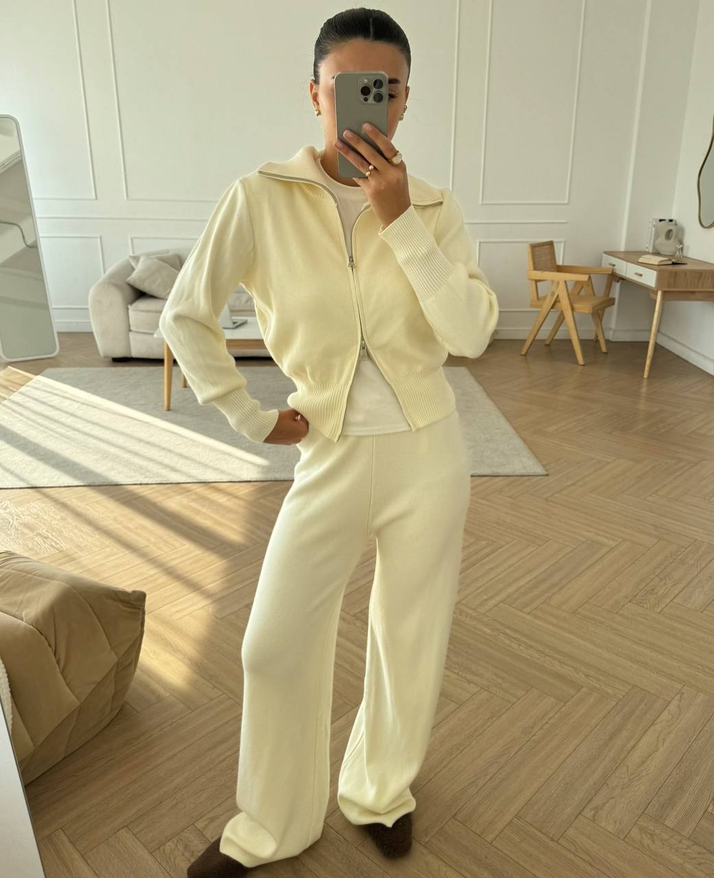 f2379efc-95d4-11ef-8620-dee18ff4e8c0_1