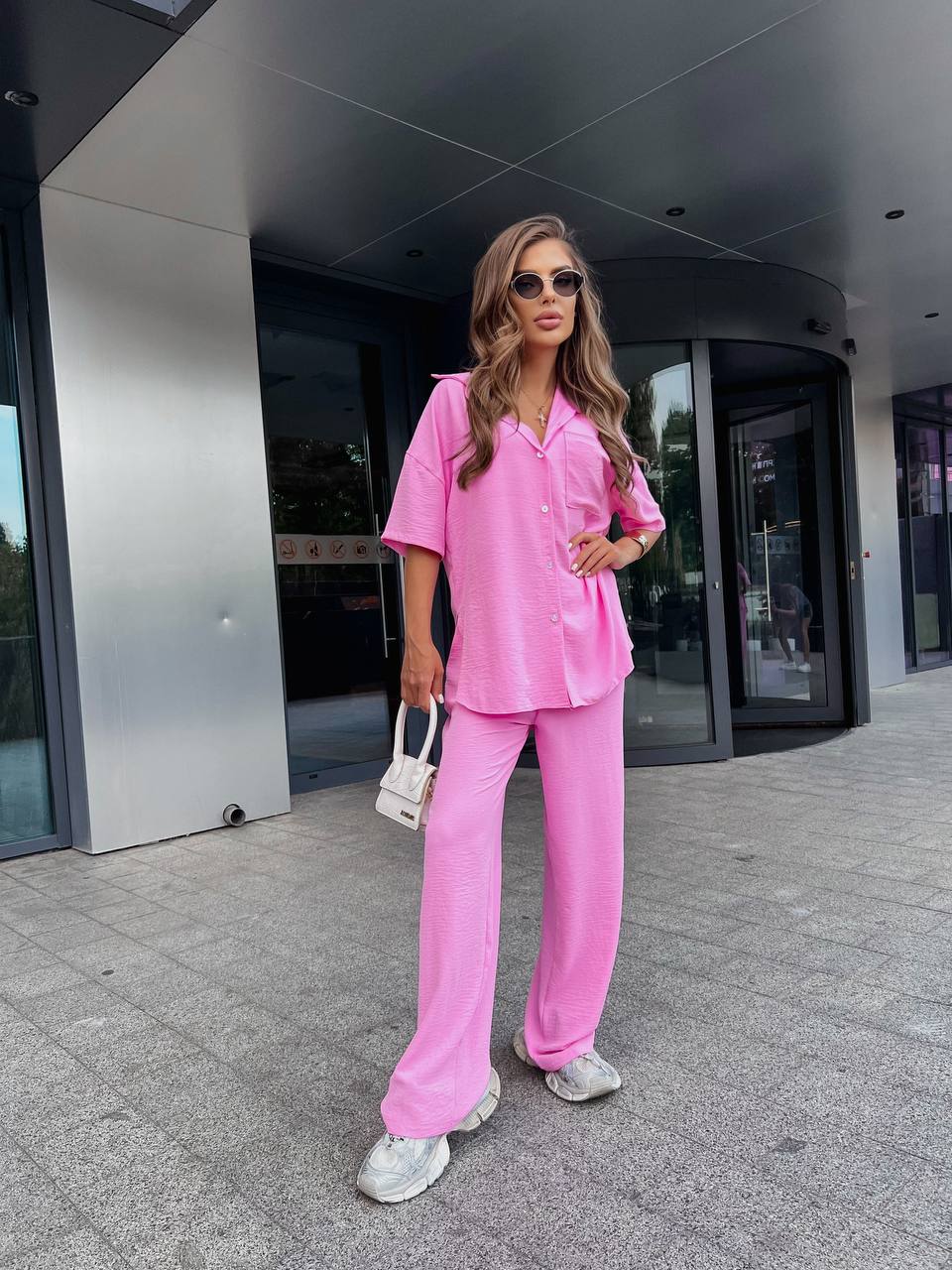 f2ebc5ea-5198-11f0-8622-dee18ff4e8c0_1