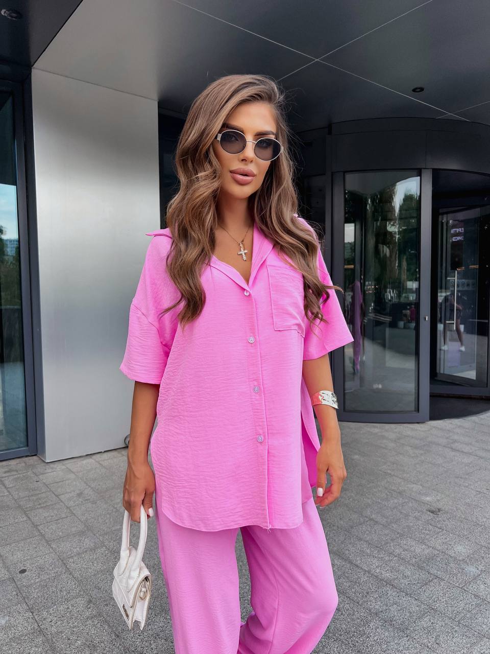 f2ebc5ea-5198-11f0-8622-dee18ff4e8c0_2