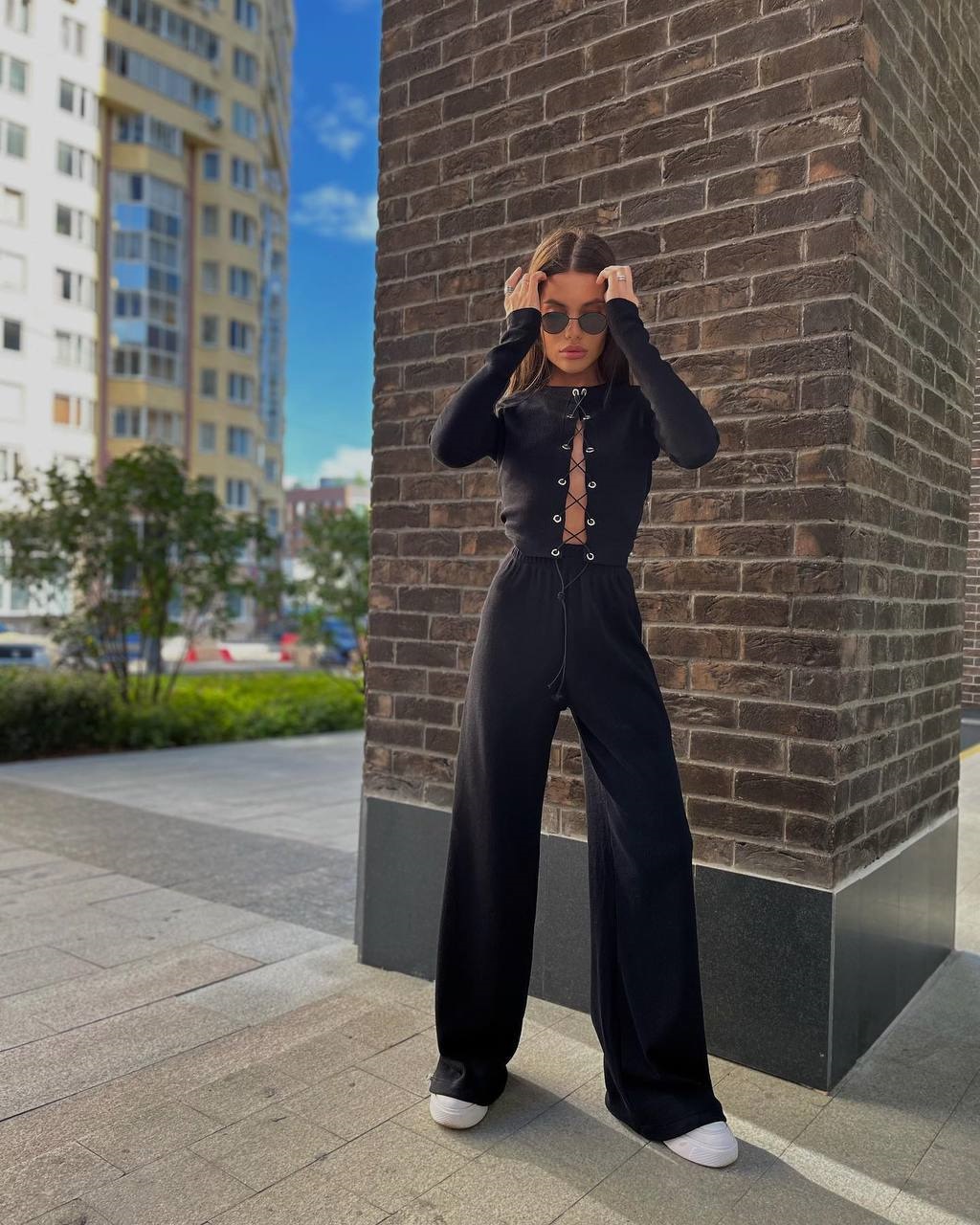 f3111c53-7fcf-11ee-ad33-166b0be12ee5_2