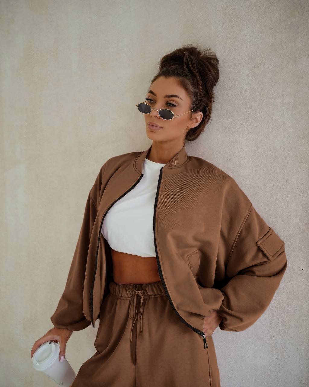 f37ef8e9-826a-11f0-8624-dee18ff4e8c0_1