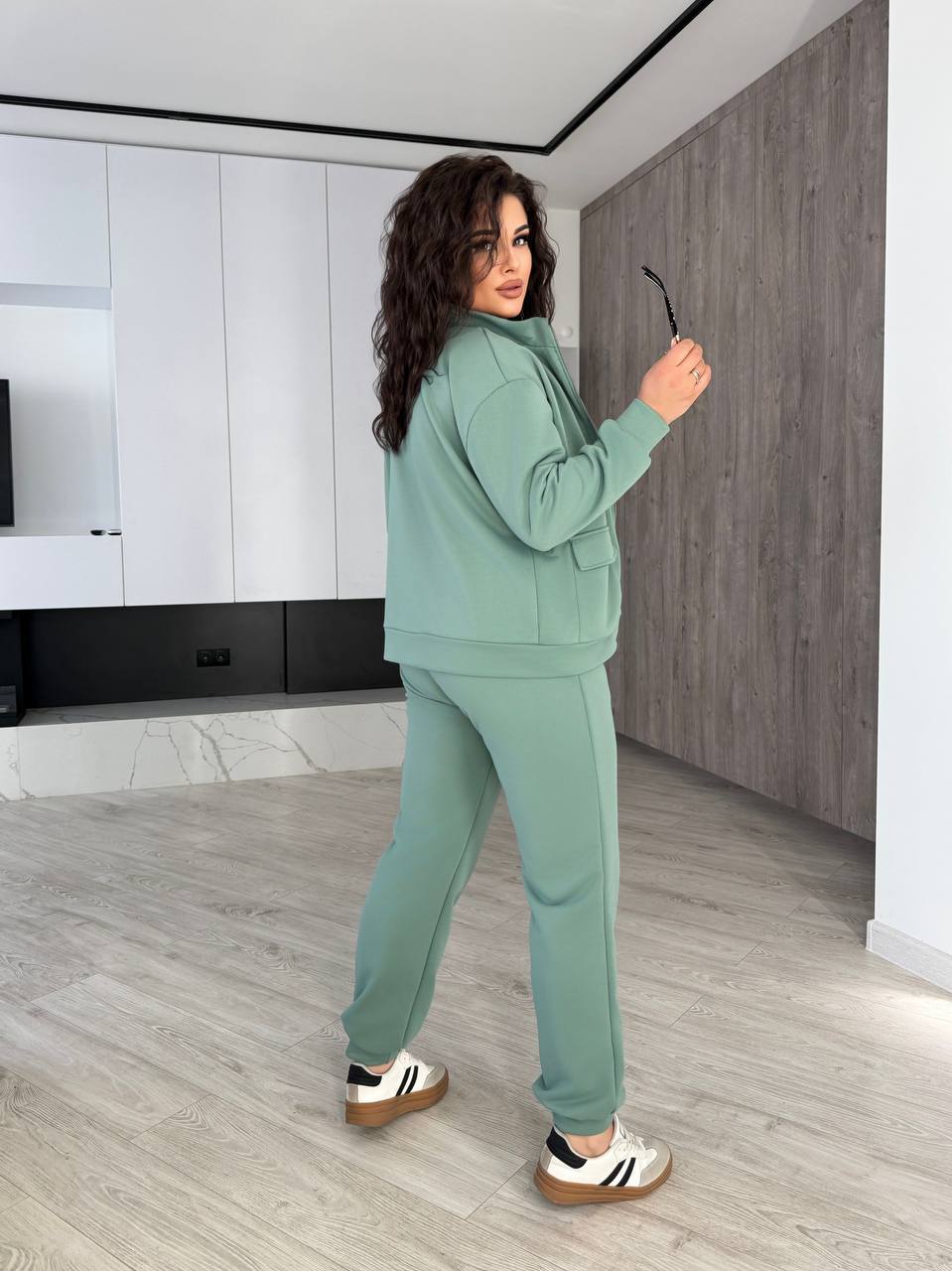 f43da0b5-9080-11f0-8624-dee18ff4e8c0_2