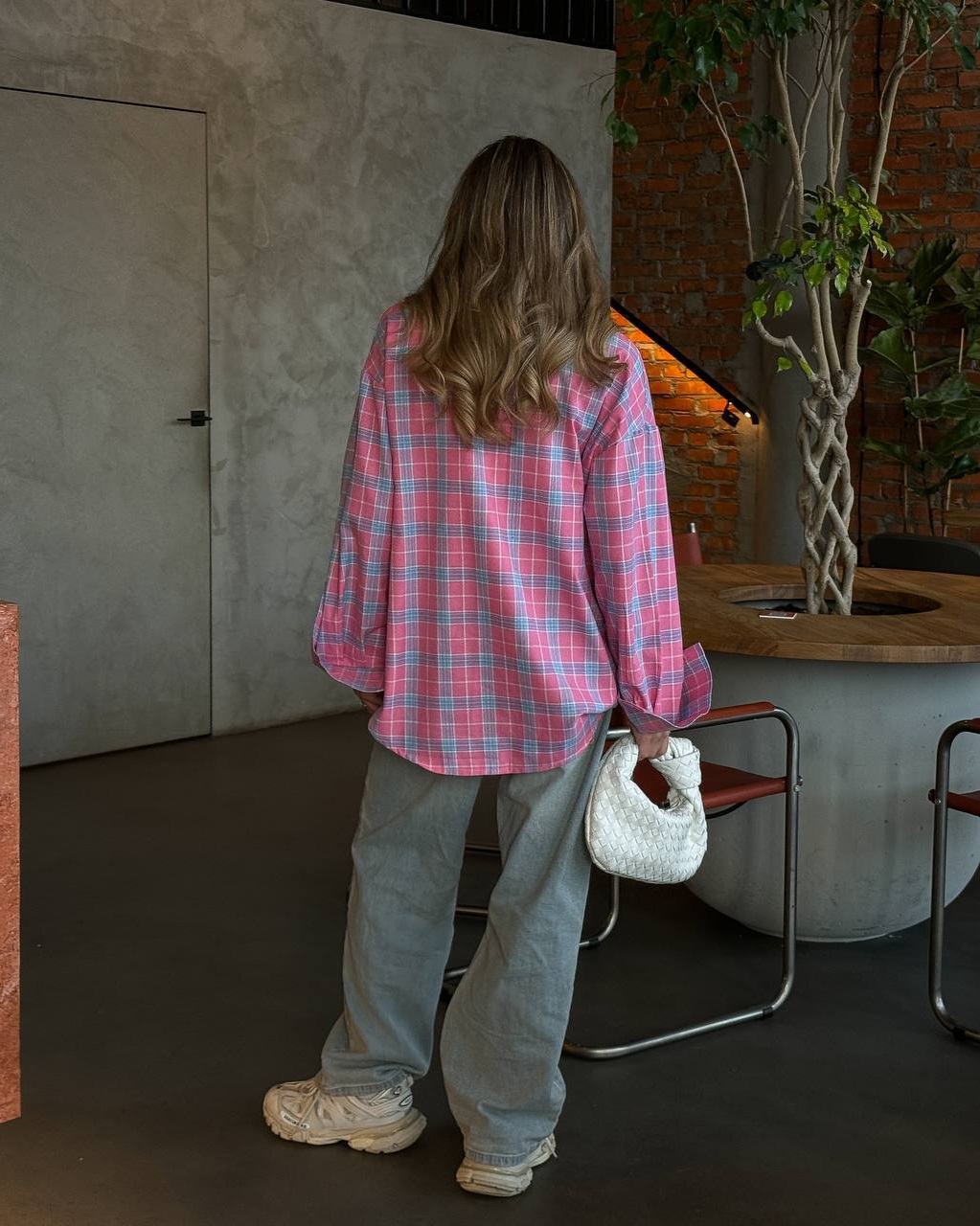 f4c5a947-27cc-11f0-8622-dee18ff4e8c0_2