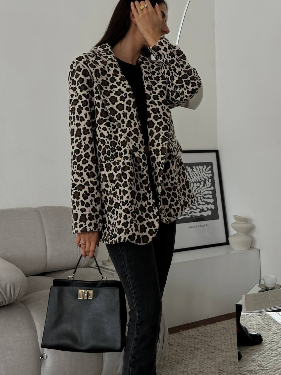 f4c5a973-27cc-11f0-8622-dee18ff4e8c0_0