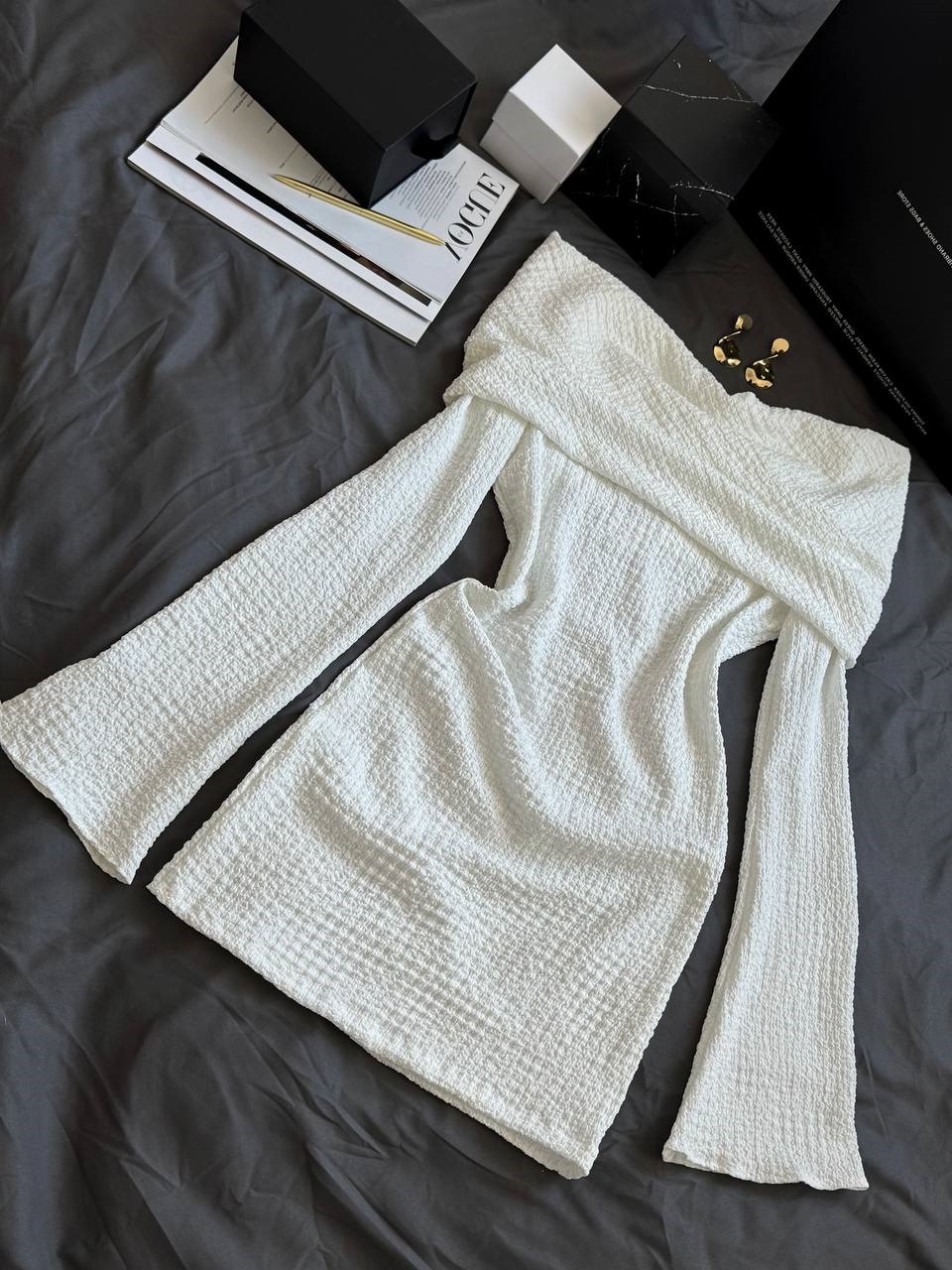 f4d6fb6b-7618-11f0-8624-dee18ff4e8c0_1