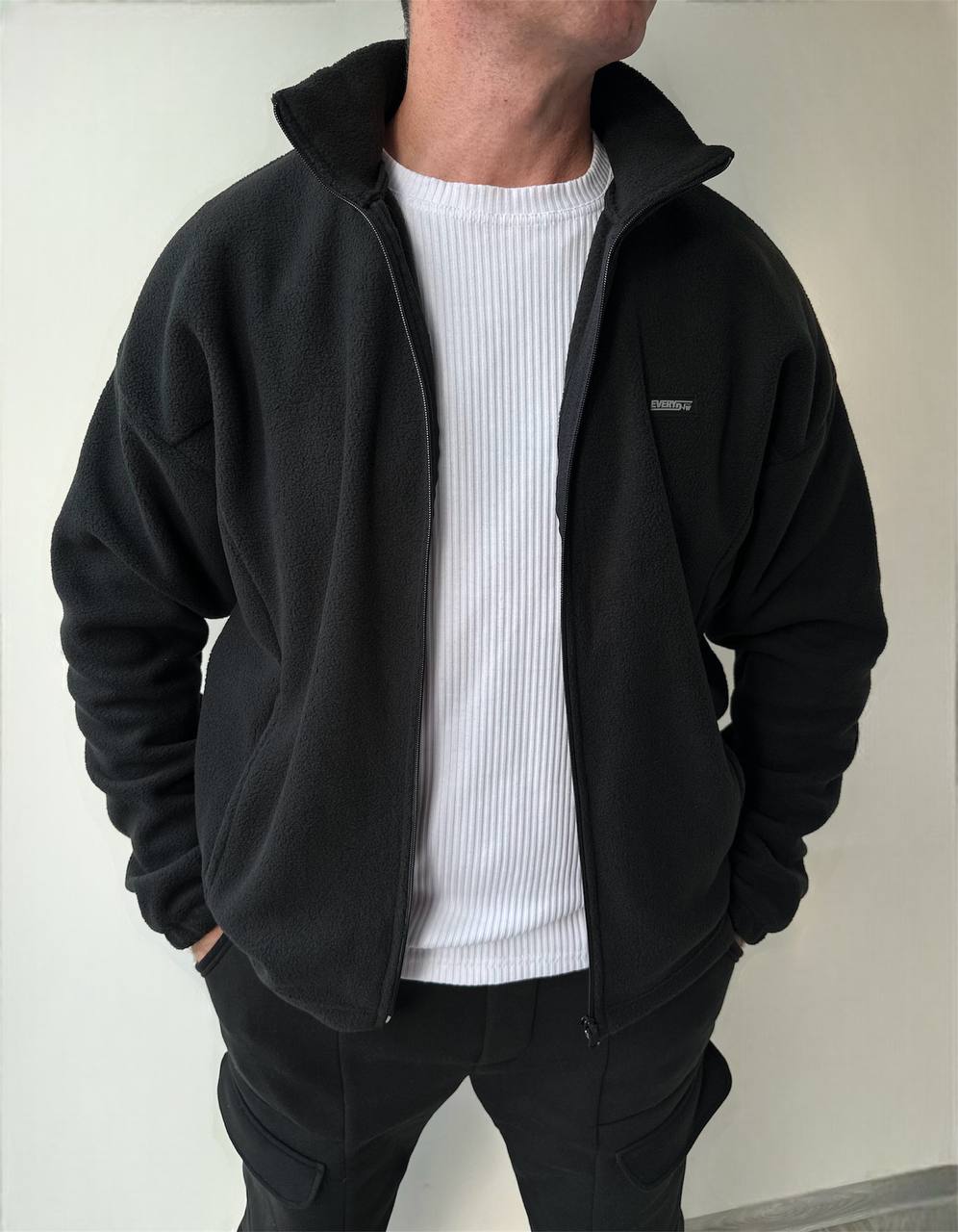 f5ae69a8-9a24-11ef-8620-dee18ff4e8c0_1