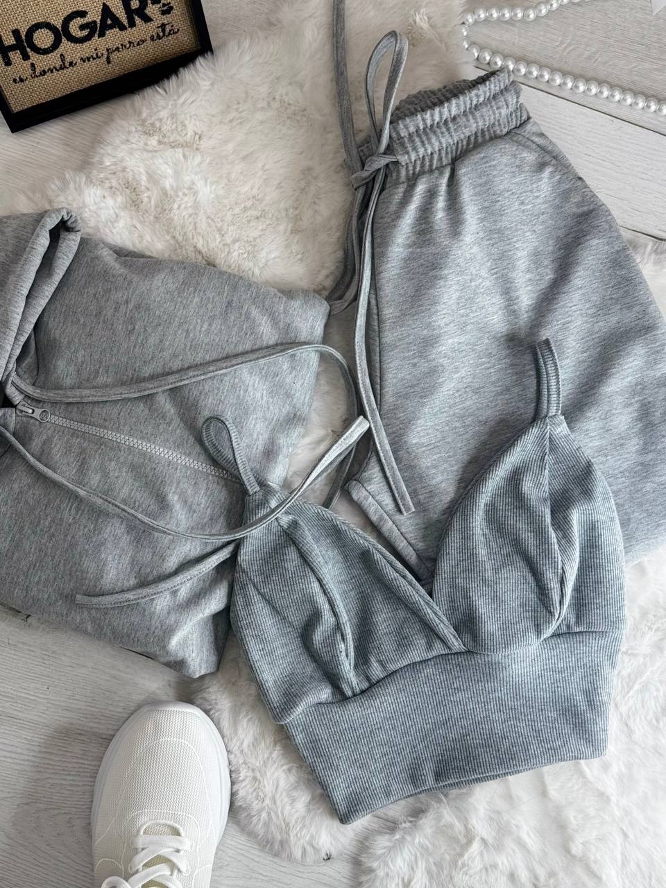 f5ef3dfe-2150-11f0-8622-dee18ff4e8c0_0