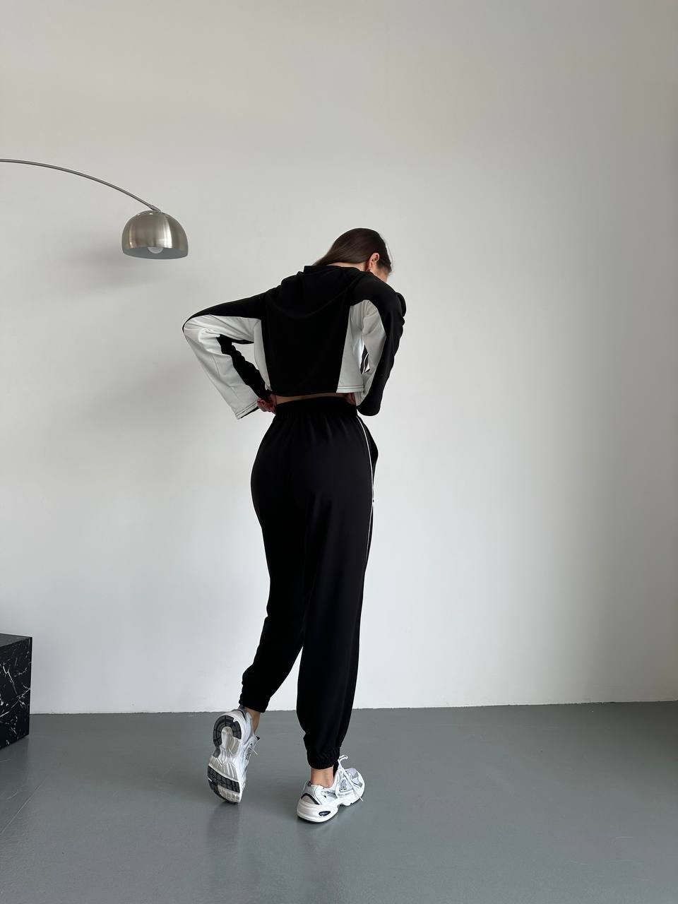 f7f72bb2-d0e2-11ee-ad4f-166b0be12ee5_5