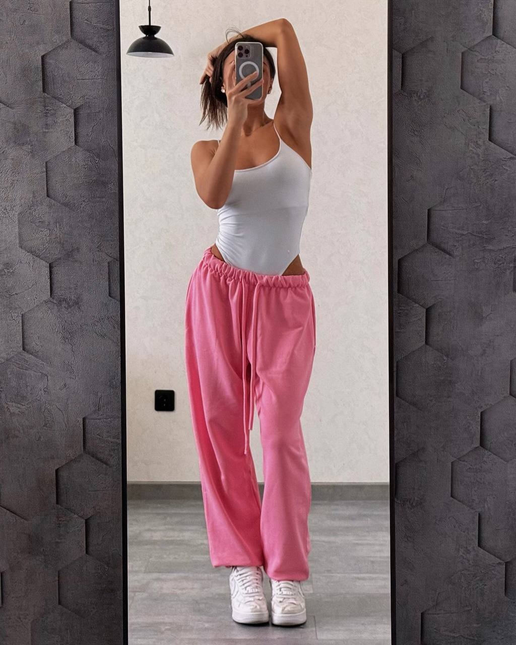 f874fde3-2530-11f0-8622-dee18ff4e8c0_1