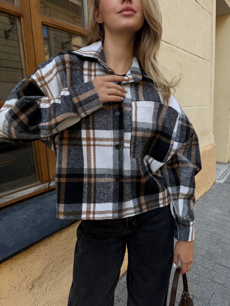 fa2ec60a-8285-11f0-8624-dee18ff4e8c0_2