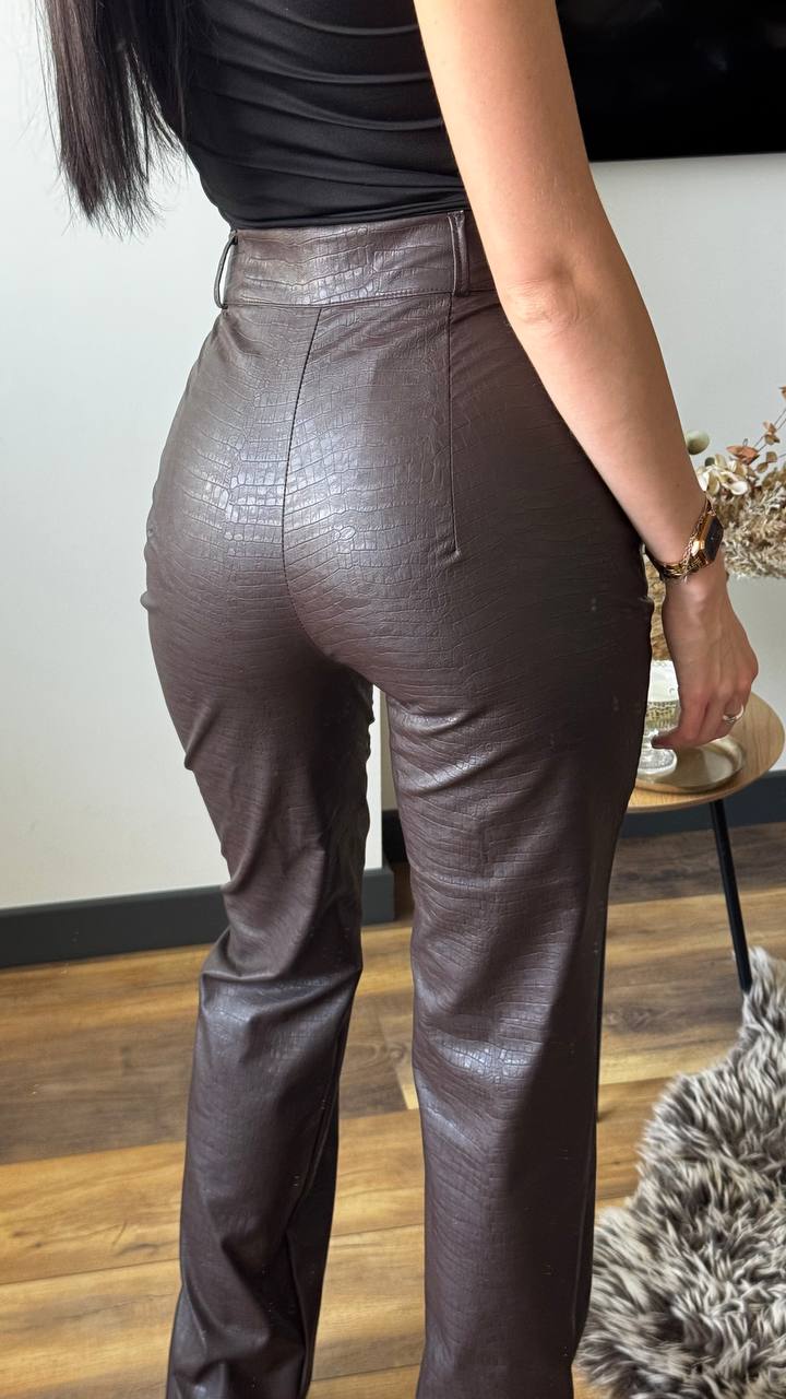 fafcc899-7a8d-11f0-8624-dee18ff4e8c0_2