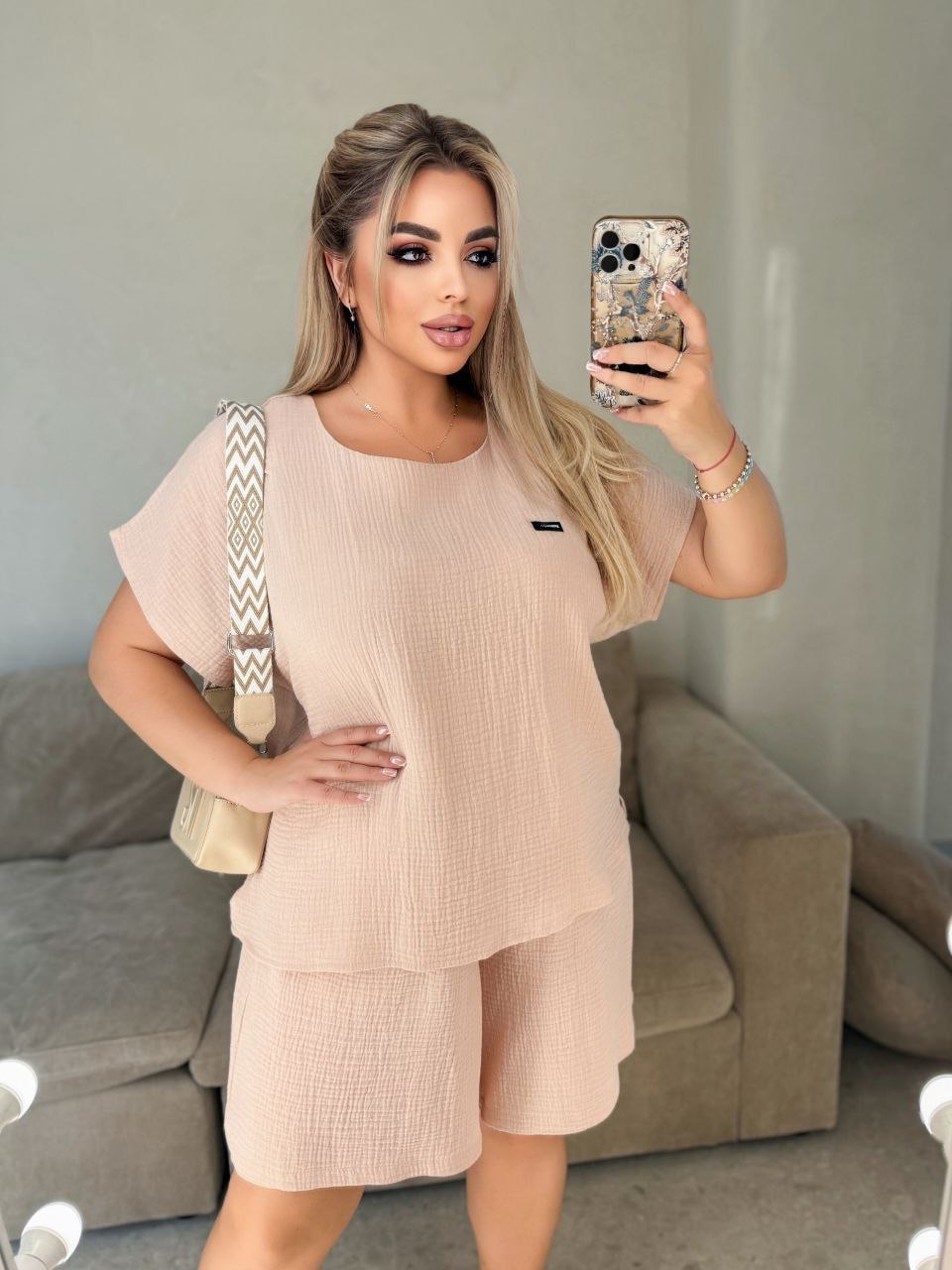 fbbdb0f9-5765-11f0-8622-dee18ff4e8c0_2