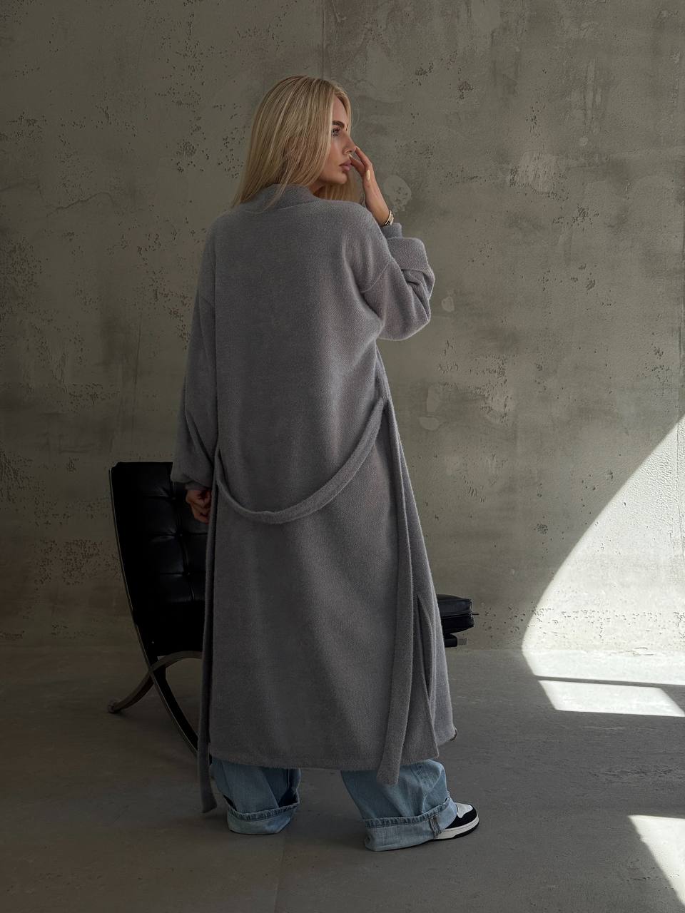 fc7afa7a-8b55-11f0-8624-dee18ff4e8c0_2