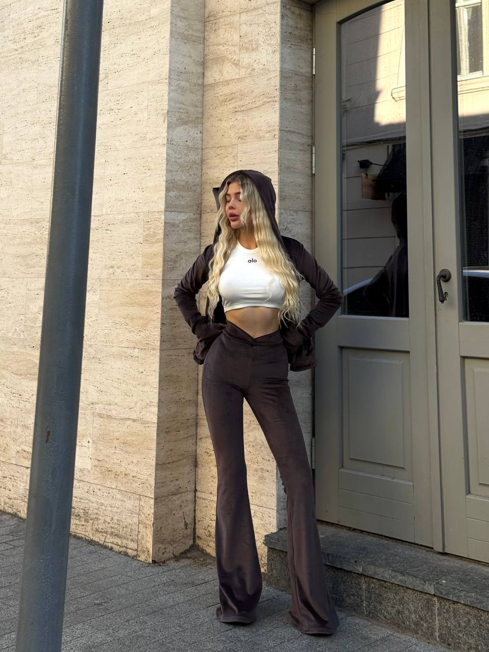 fca037a0-9000-11f0-8624-dee18ff4e8c0_0