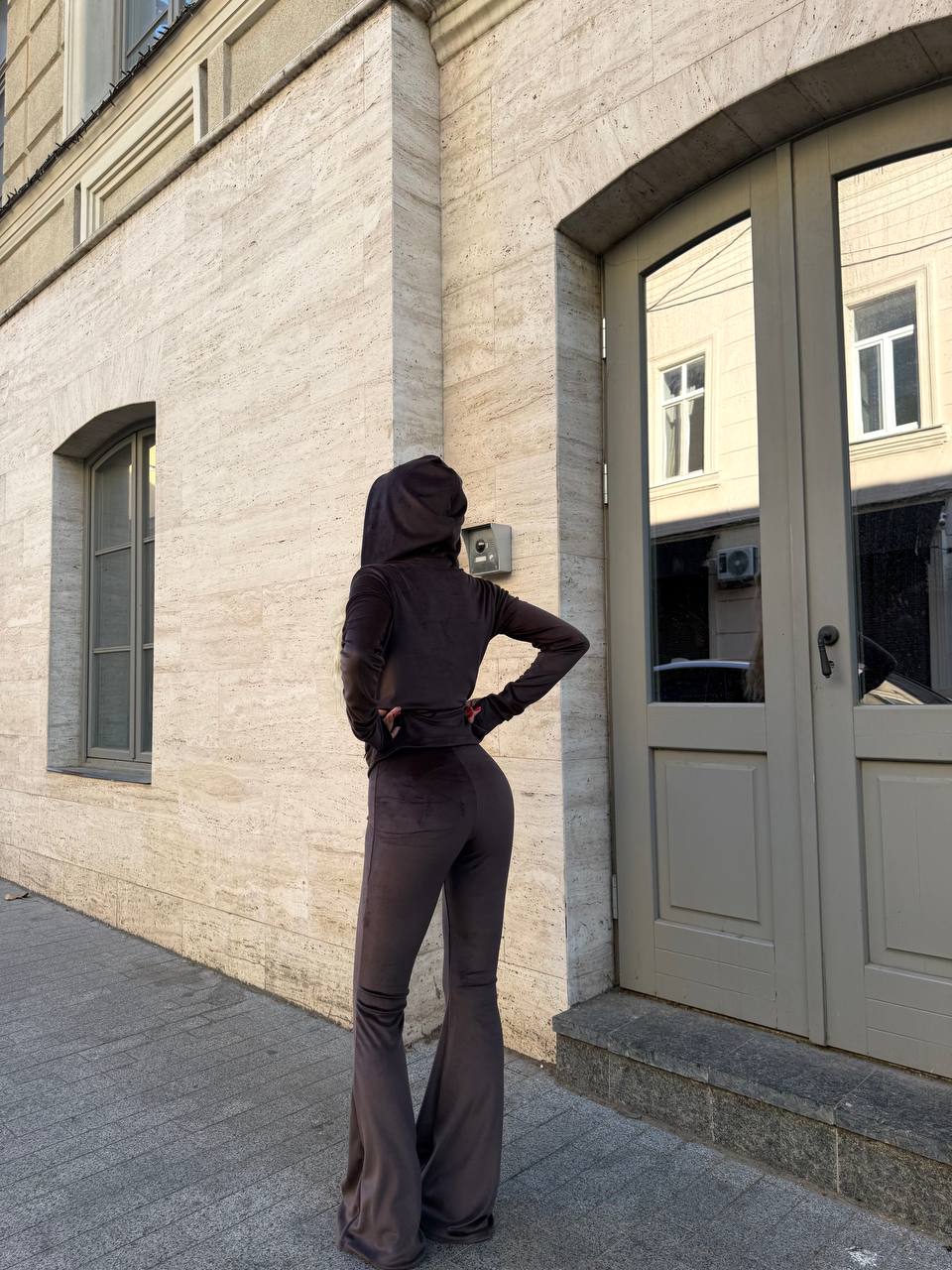 fca037a0-9000-11f0-8624-dee18ff4e8c0_1