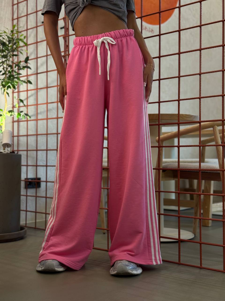 fcc4a8d5-691f-11f0-8624-dee18ff4e8c0_0