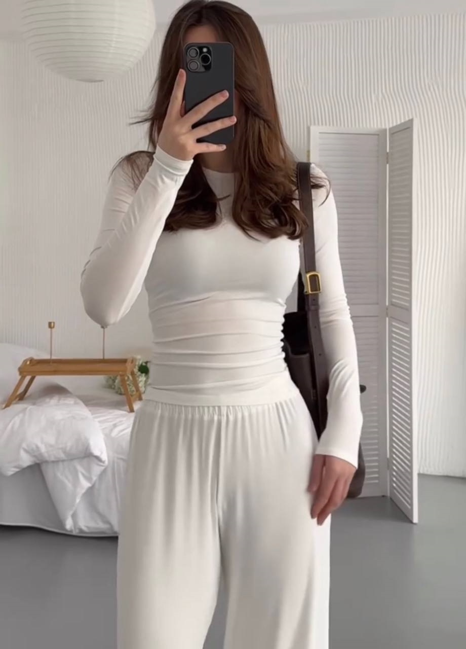 fd0556df-9579-11ef-8620-dee18ff4e8c0_1