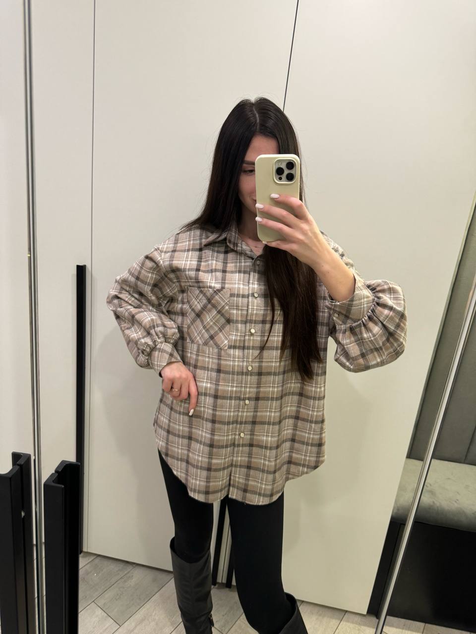 fd1d75eb-efc1-11ef-8621-dee18ff4e8c0_1