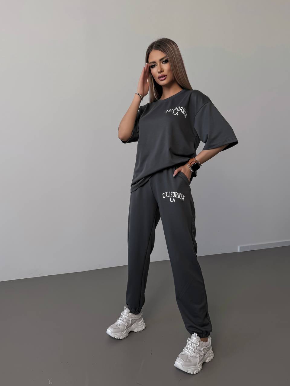 fd94a64d-00e9-11f0-8621-dee18ff4e8c0_1