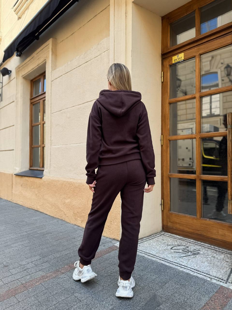 fe6f931e-9a45-11f0-8624-dee18ff4e8c0_2