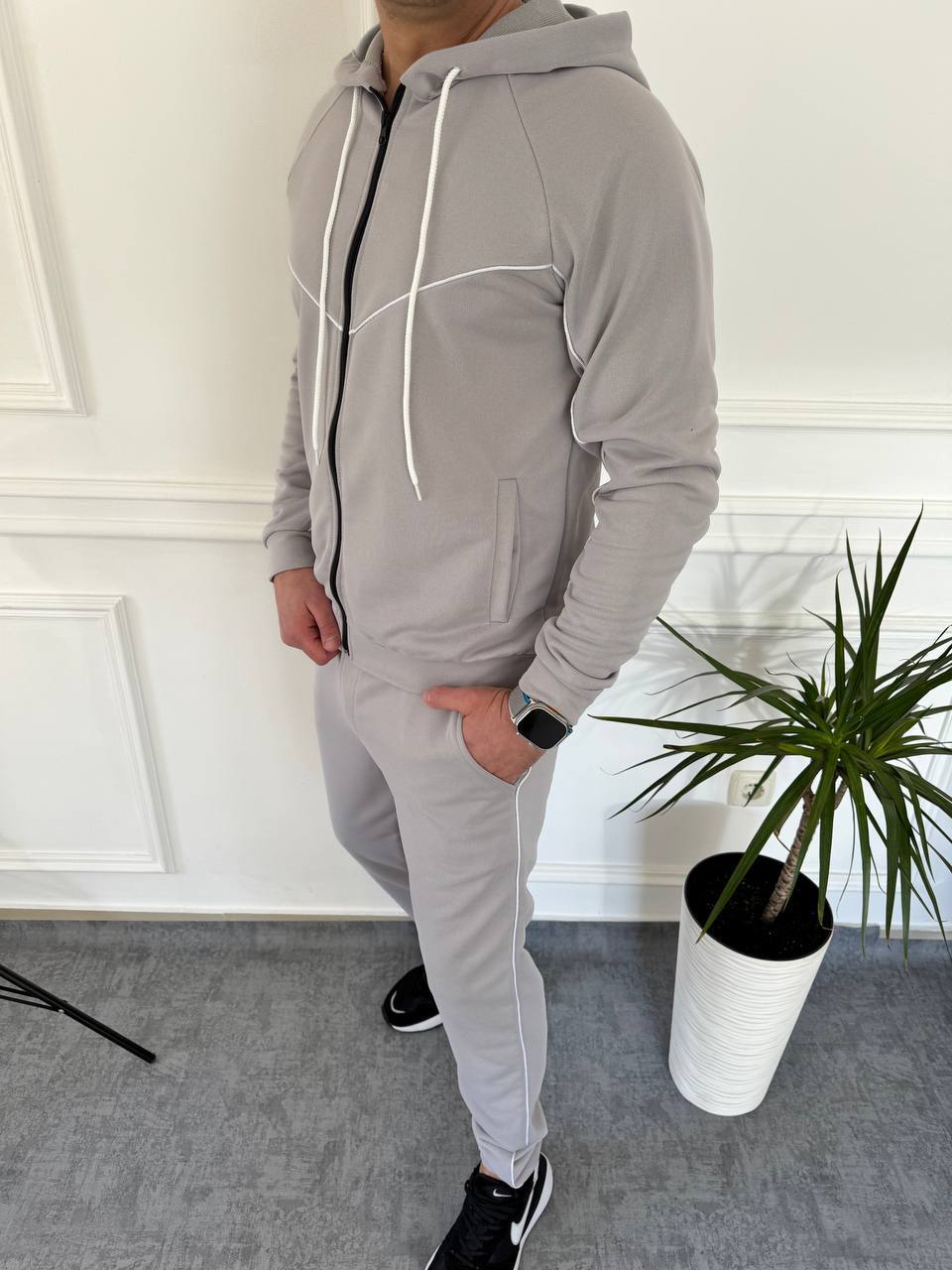 ff9f30b2-7133-11f0-8624-dee18ff4e8c0_1