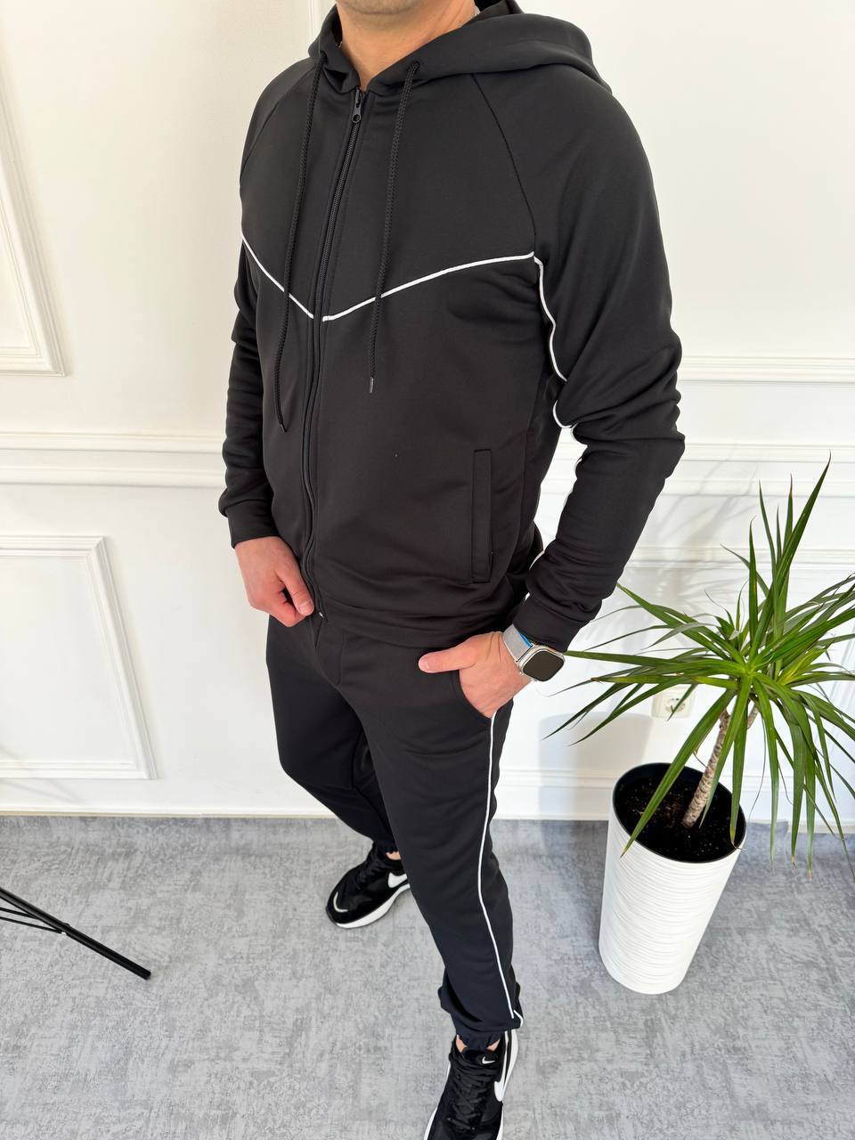 ff9f30bb-7133-11f0-8624-dee18ff4e8c0_0