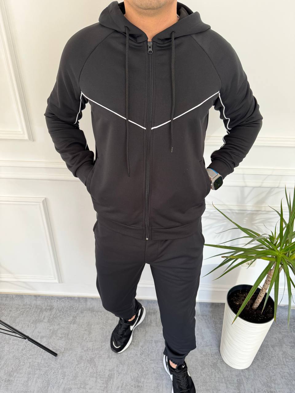 ff9f30bb-7133-11f0-8624-dee18ff4e8c0_2