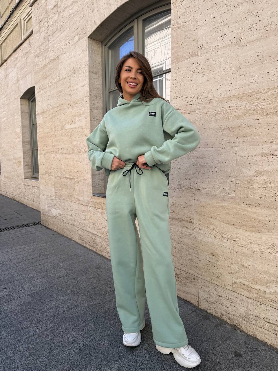 ffdb4c79-a06e-11f0-8624-dee18ff4e8c0_2