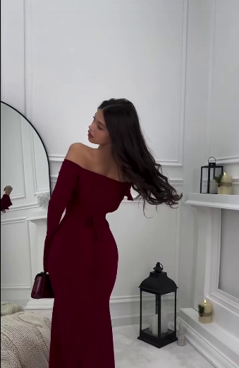 c6817792-aa98-11ef-8620-dee18ff4e8c0_2