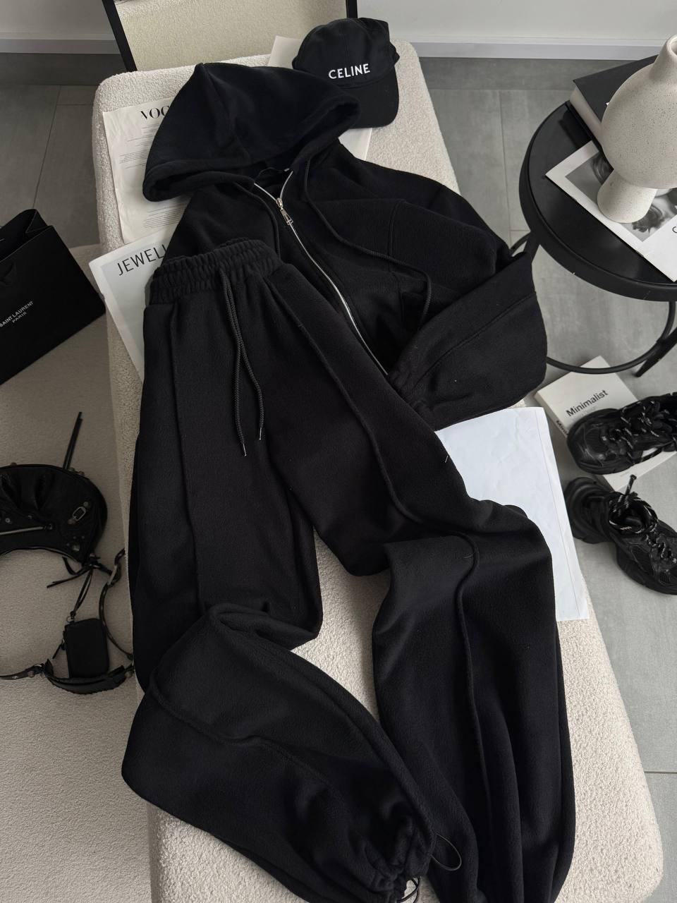 214366c5-add6-11f0-8624-dee18ff4e8c0_2