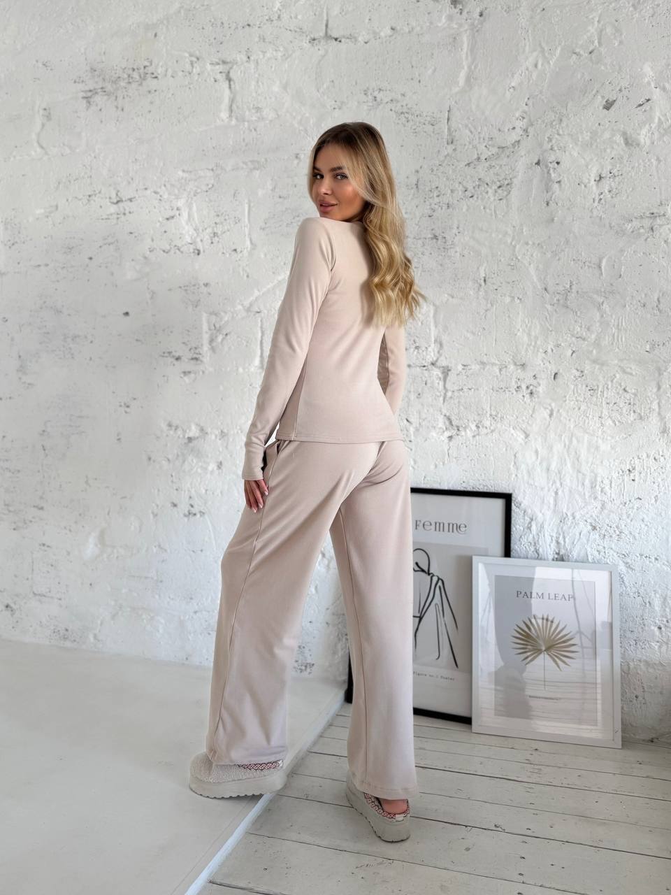 22021ddb-bff8-11f0-8624-dee18ff4e8c0_1