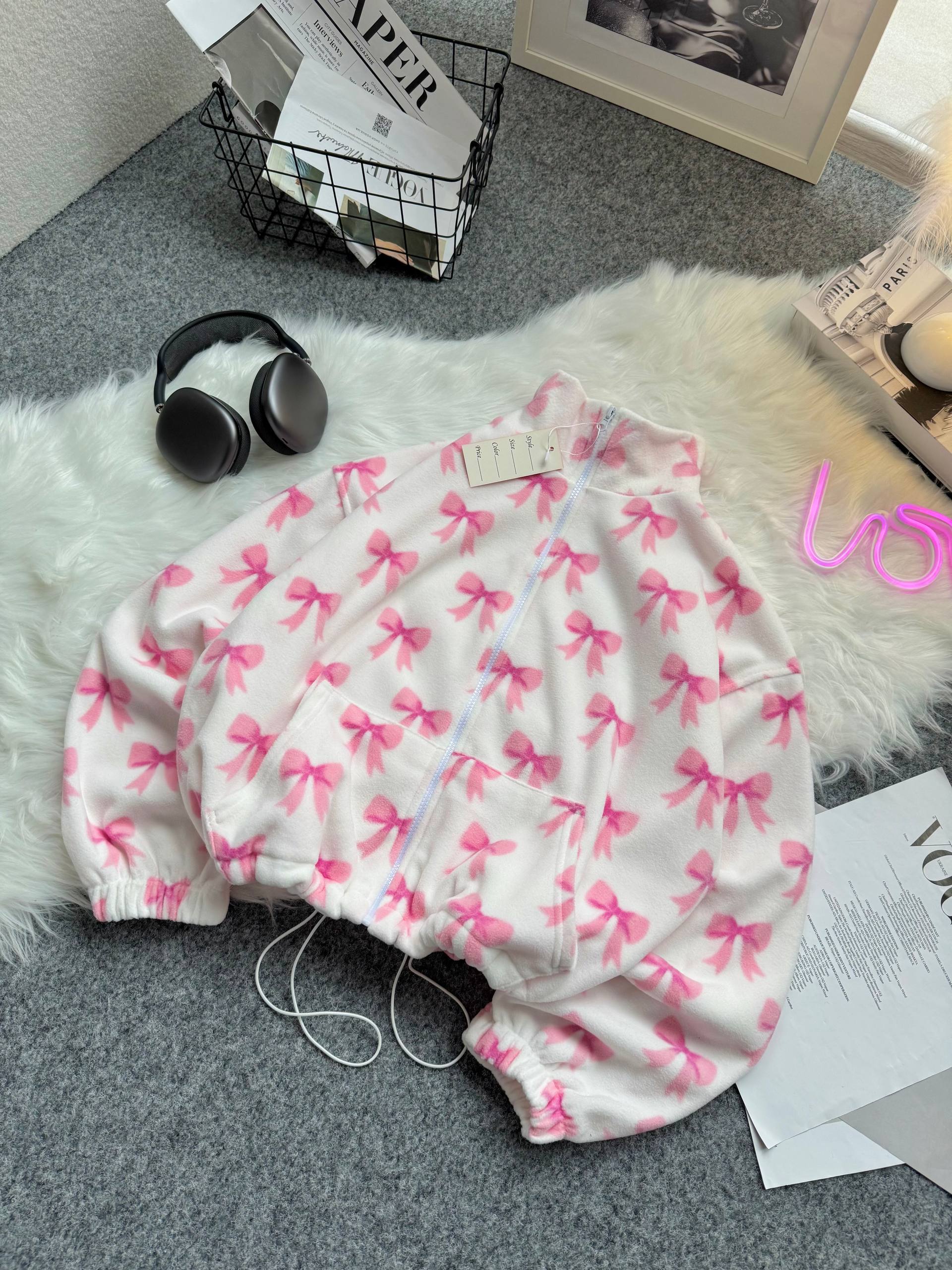 220f43f3-4a7e-11f0-8622-dee18ff4e8c0_2