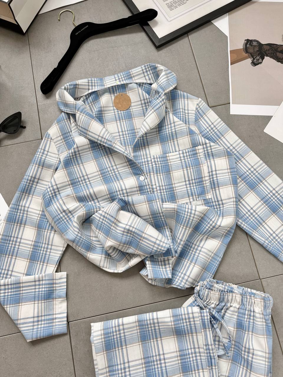 2f1ae2e1-c557-11f0-8624-dee18ff4e8c0_1