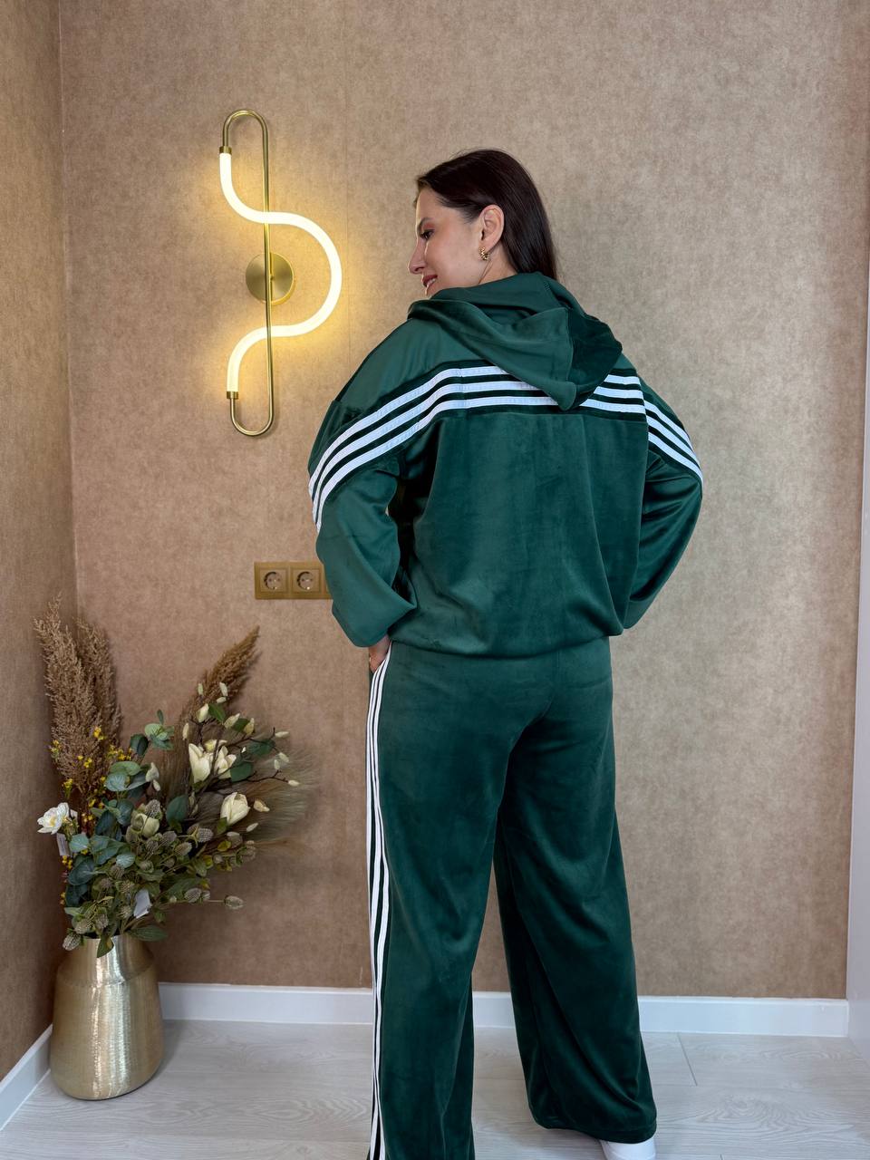 3021ee3e-bb3a-11f0-8624-dee18ff4e8c0_1